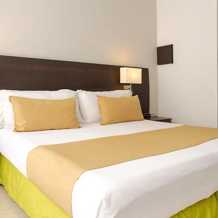 Hotel Manantial Melgar Torre 2 Exterior foto
